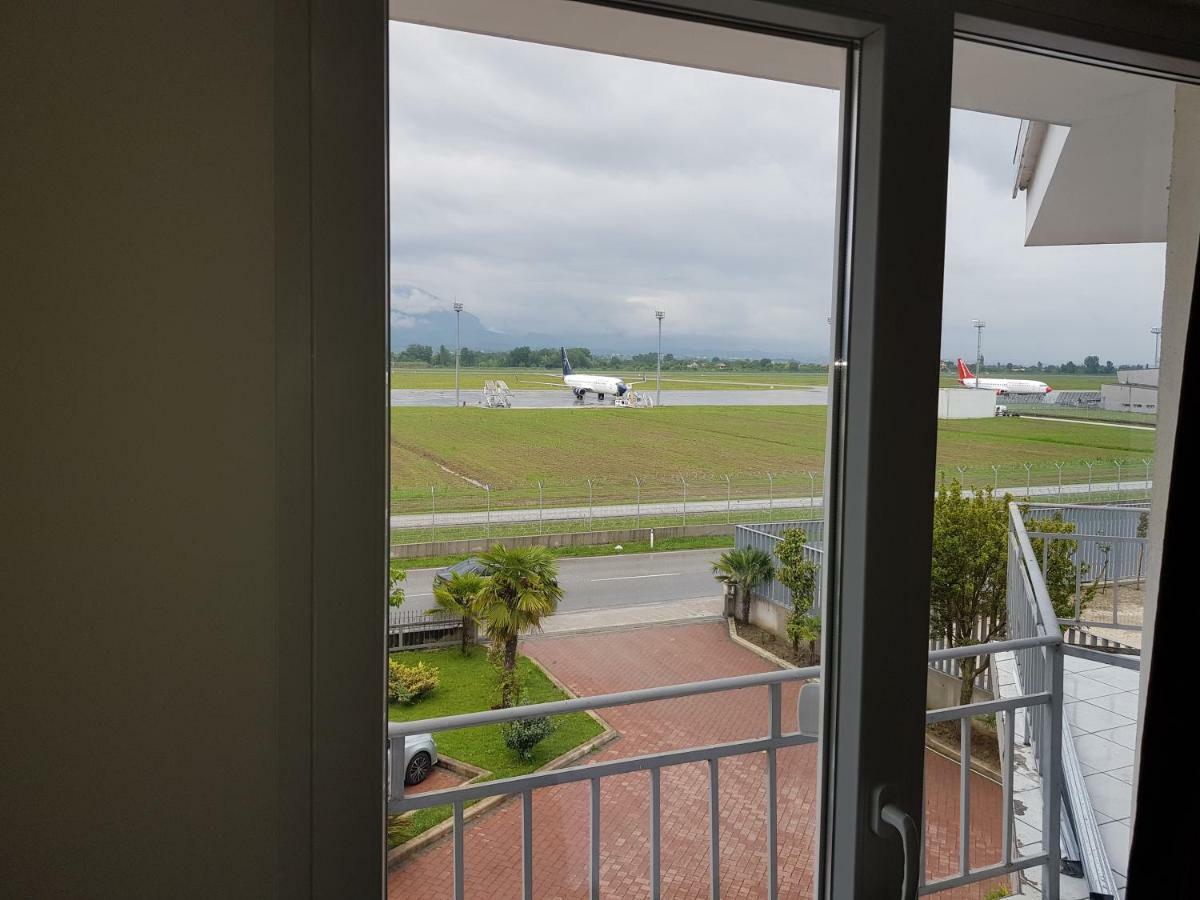 Hotel Verzaci Rinas Bilik gambar